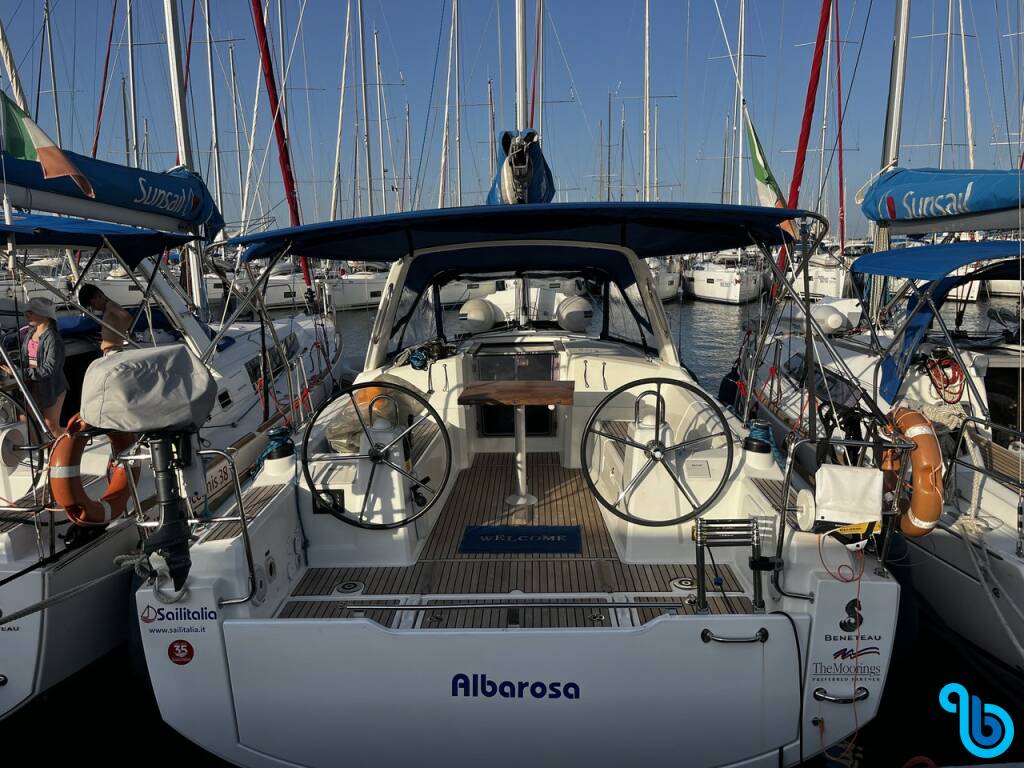 Oceanis 35.1, Albarosa