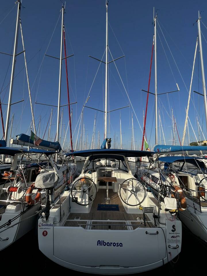 Oceanis 35.1, Albarosa