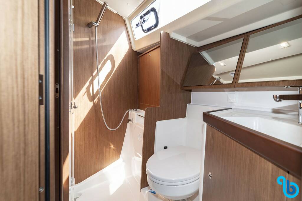 Oceanis 41.1 Performance, PASSEPARTOUT