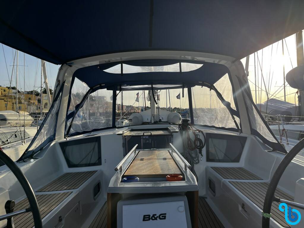 Oceanis 41.1, Malika