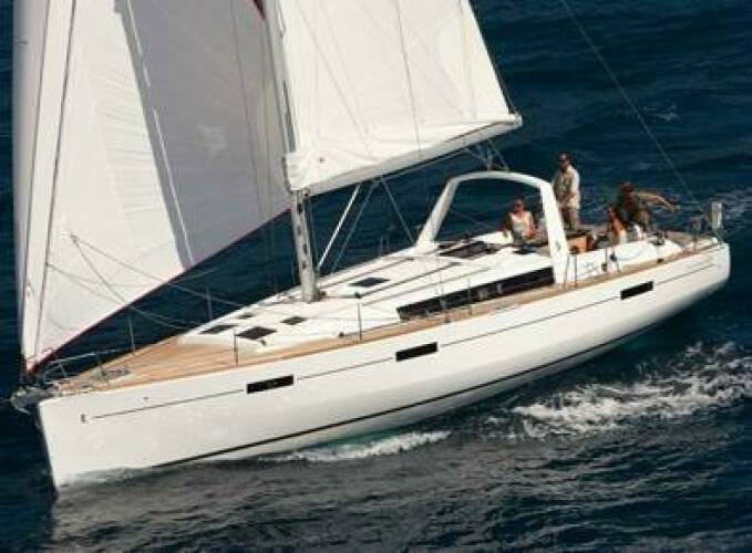 Oceanis 45, Mare Aeolos