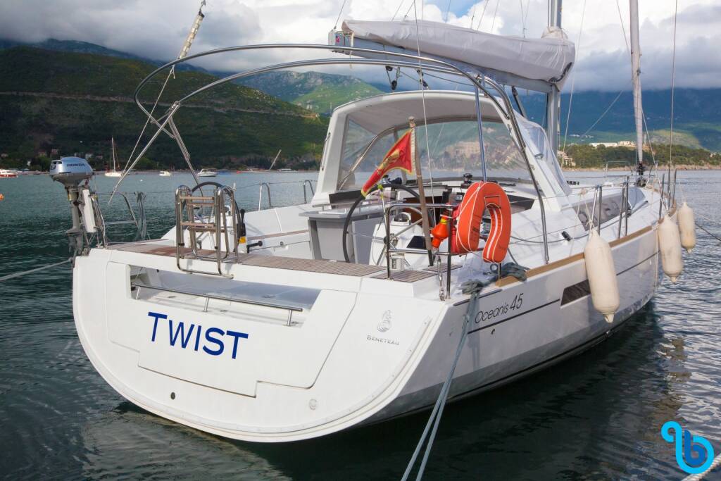 Oceanis 45, Twist