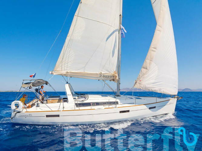 Oceanis 45, BUTTERFLY