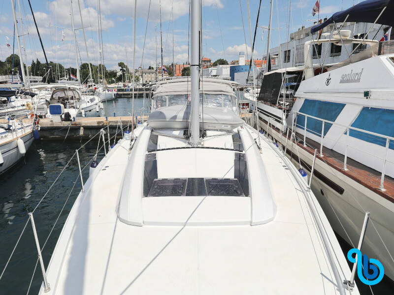 Oceanis 51.1, ZEPHYR B