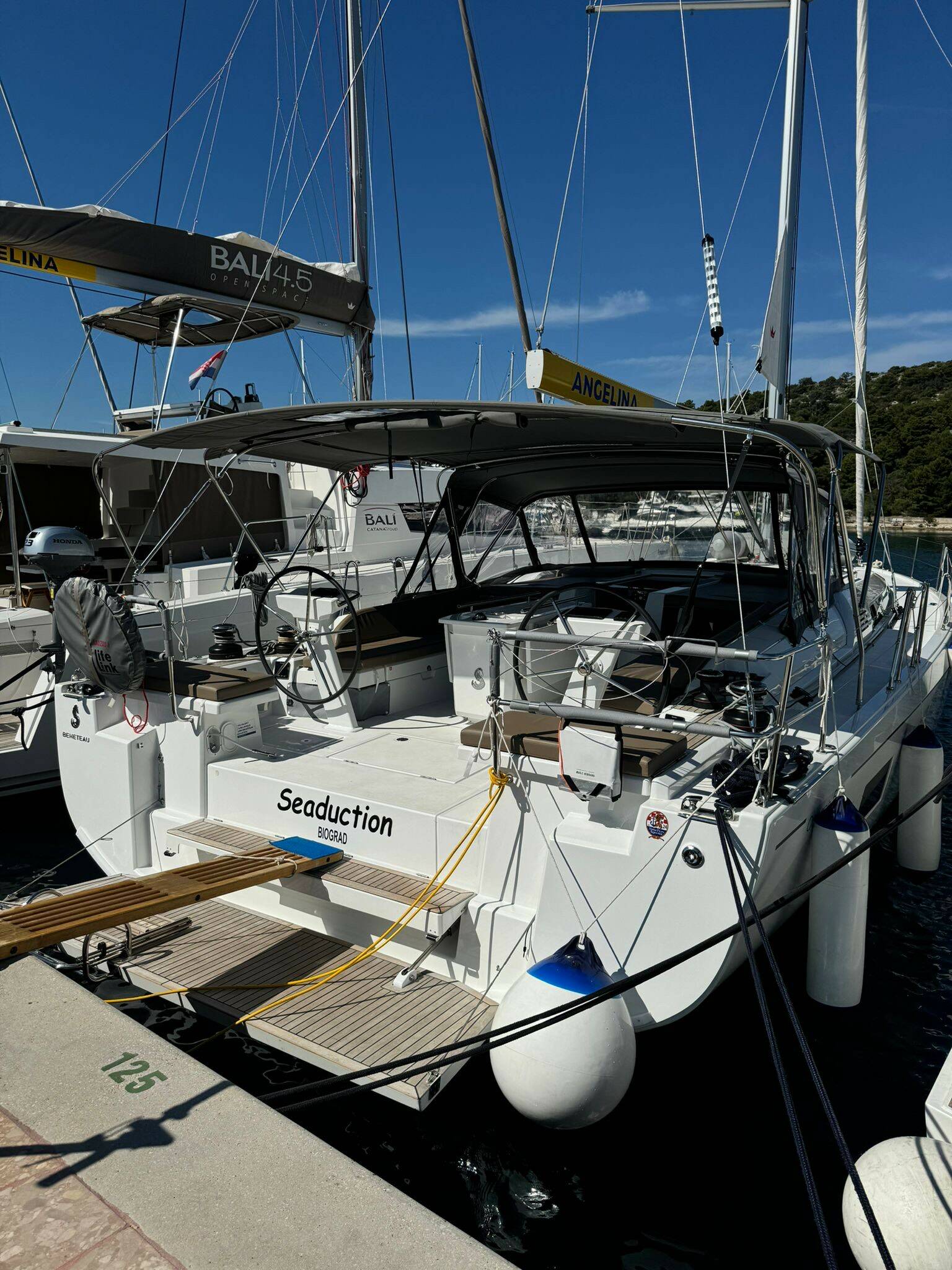 Oceanis 51.1, SEADUCTION