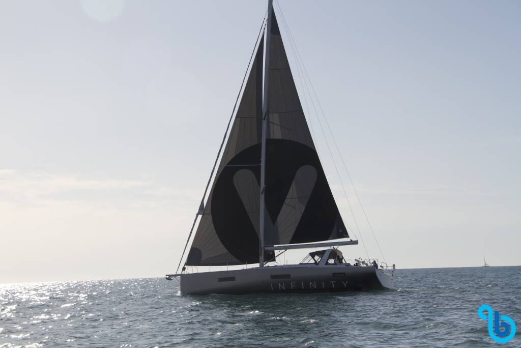 Oceanis 60, INFINITY