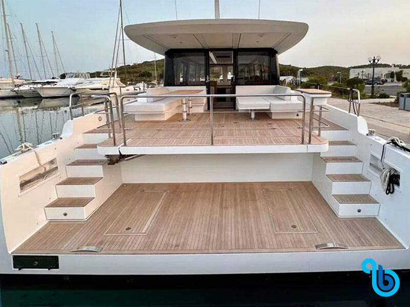 Omikron OT60, O Yachts