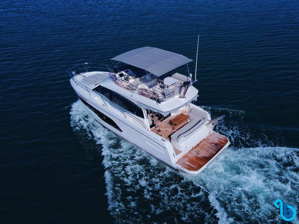 Prestige 420, 