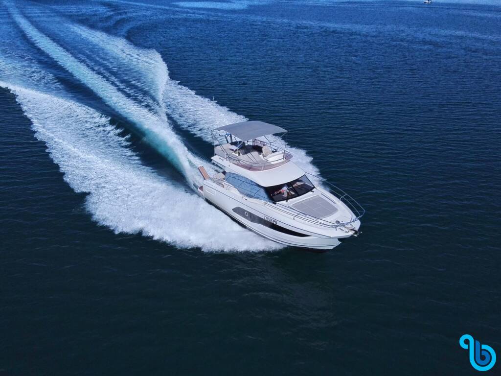 Prestige 420, 