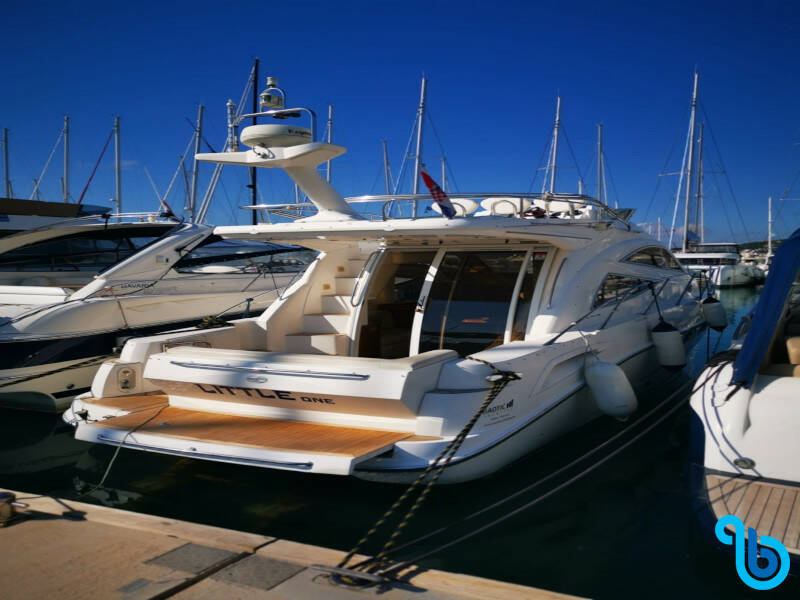 Sealine F34, Little One