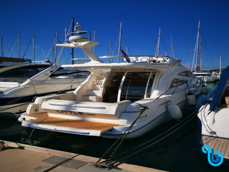 Sealine F34, Little One