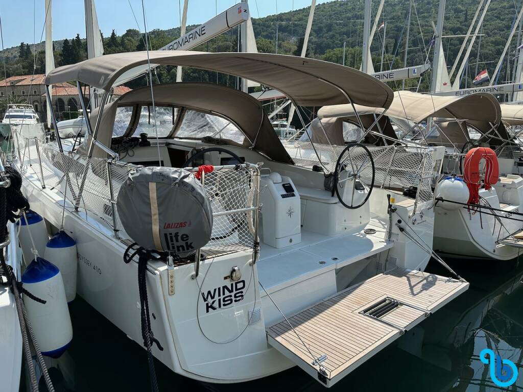 Sun Odyssey 380, Wind Kiss