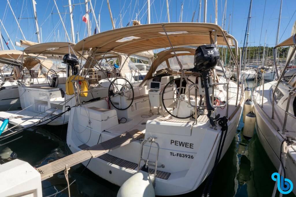 Sun Odyssey 389, PEWEE