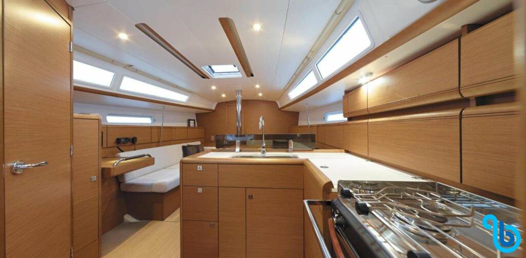 Sun Odyssey 389, Carelli