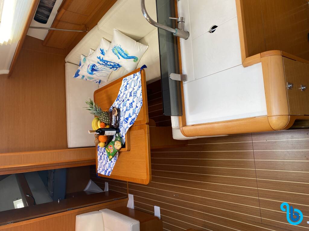 Sun Odyssey 409, 