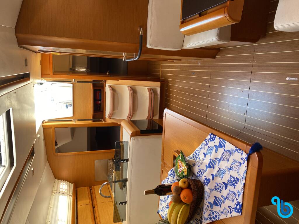 Sun Odyssey 409, 