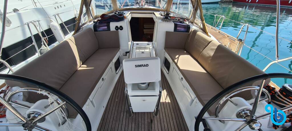 Sun Odyssey 409, 