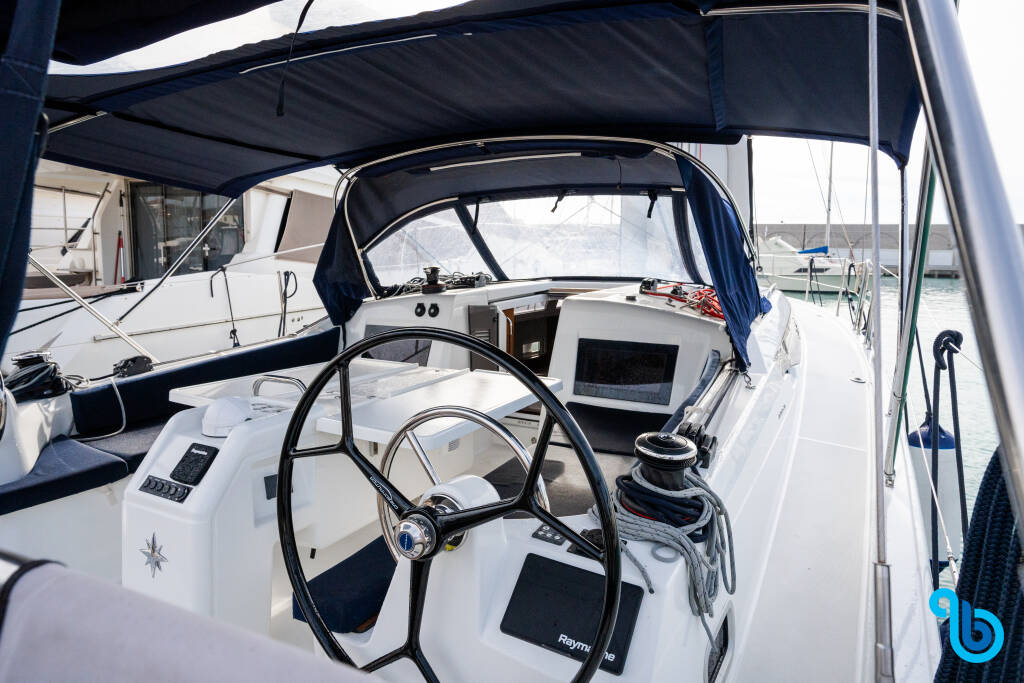 Sun Odyssey 410, PHEIA