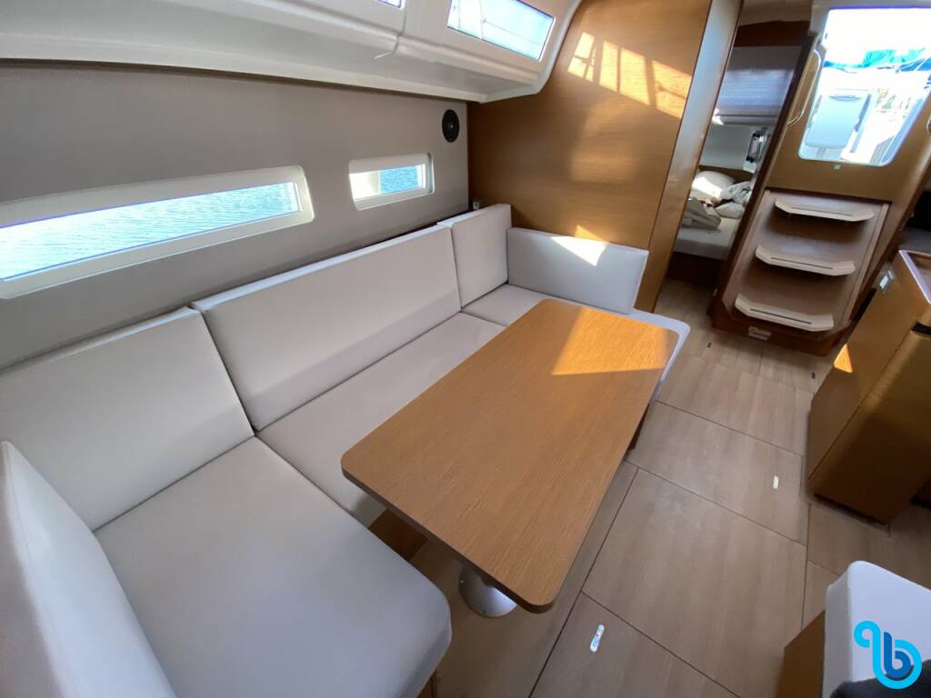 Sun Odyssey 410, PRESTIGE