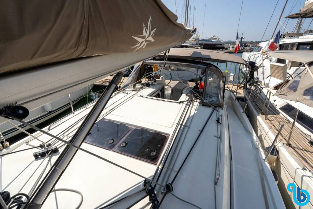 Sun Odyssey 410, PLAYE 