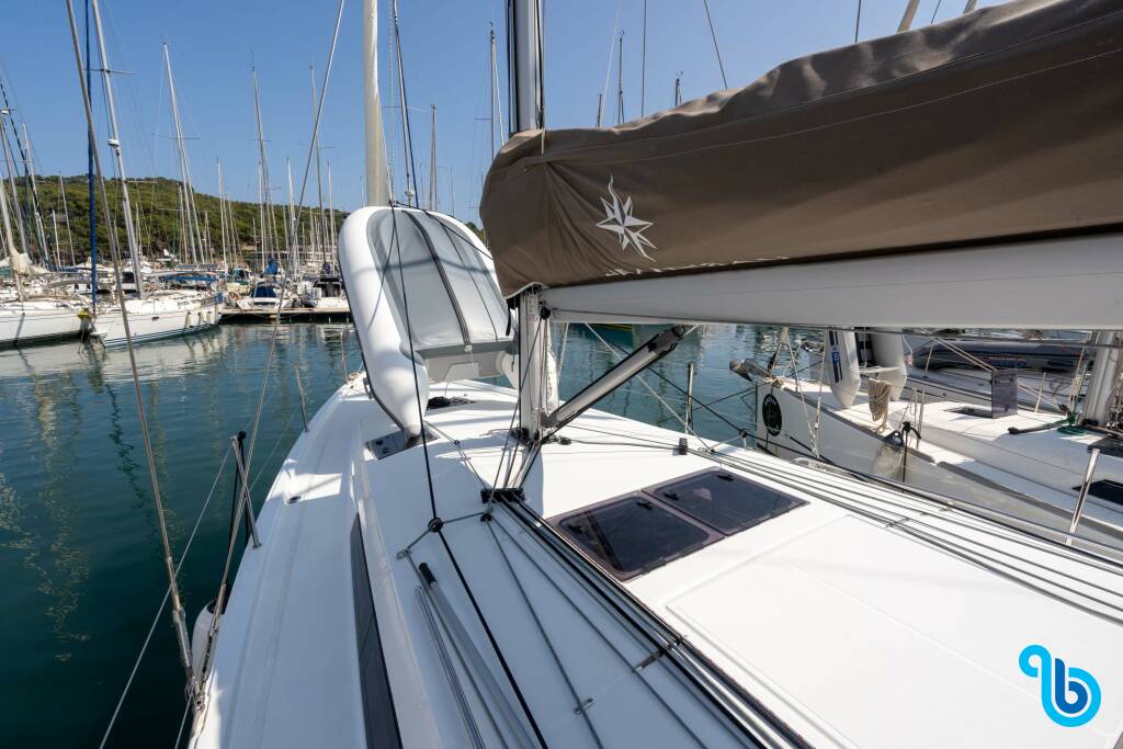 Sun Odyssey 410, MOUSTIQUE II 