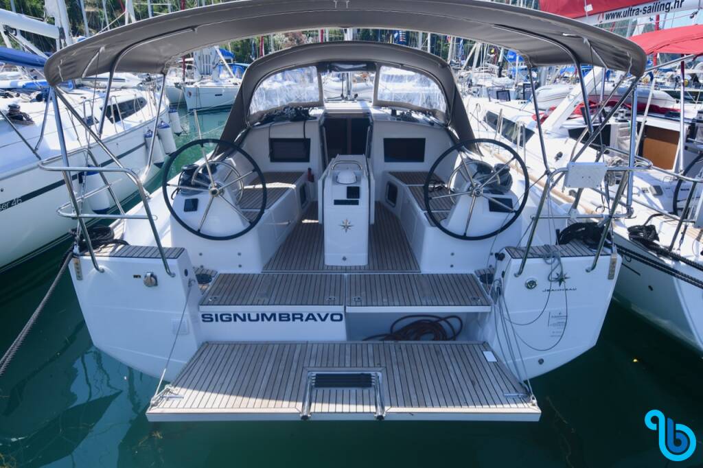 Sun Odyssey 410, Signum Bravo