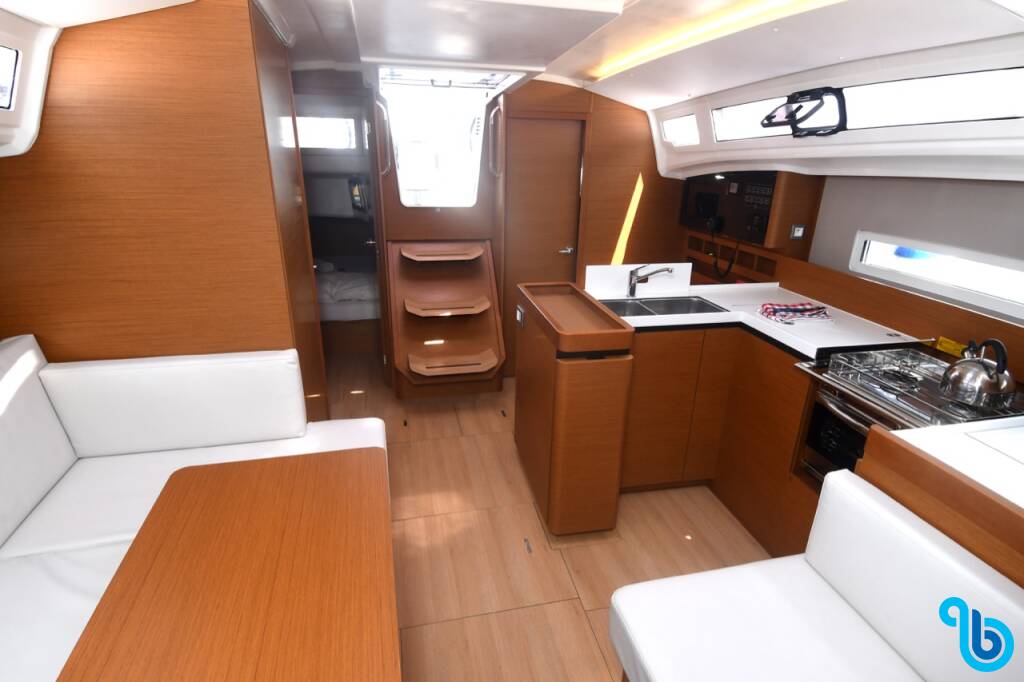 Sun Odyssey 410, Signum Bravo