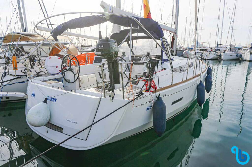 Sun Odyssey 419, 