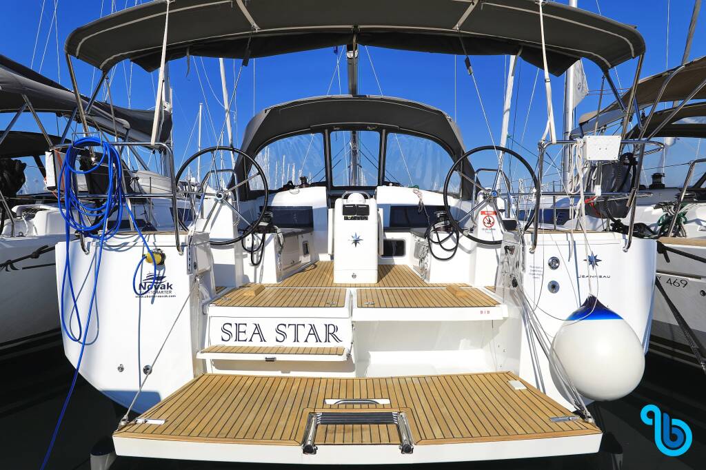 Sun Odyssey 440, 