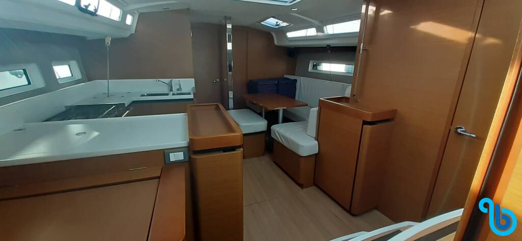 Sun Odyssey 440, PRESTIGE