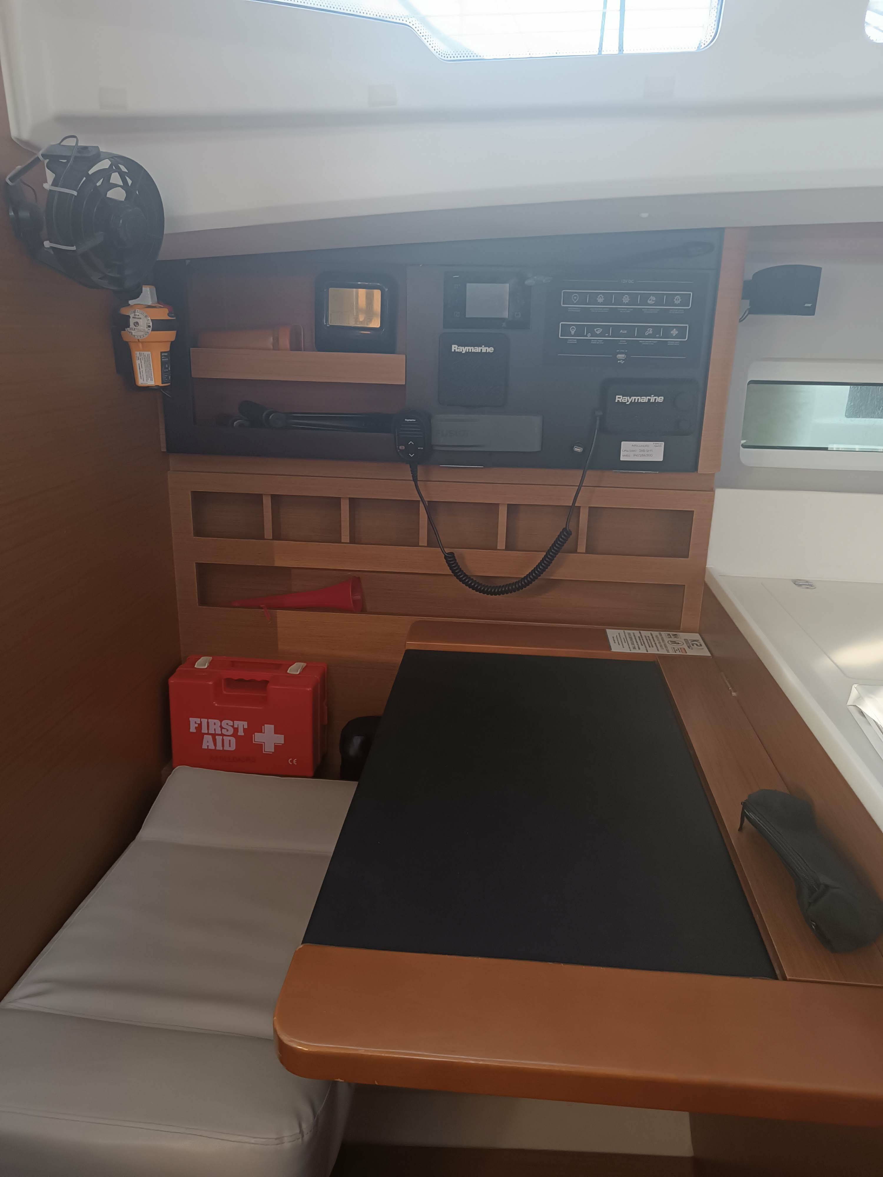 Sun Odyssey 440, PRESTIGE