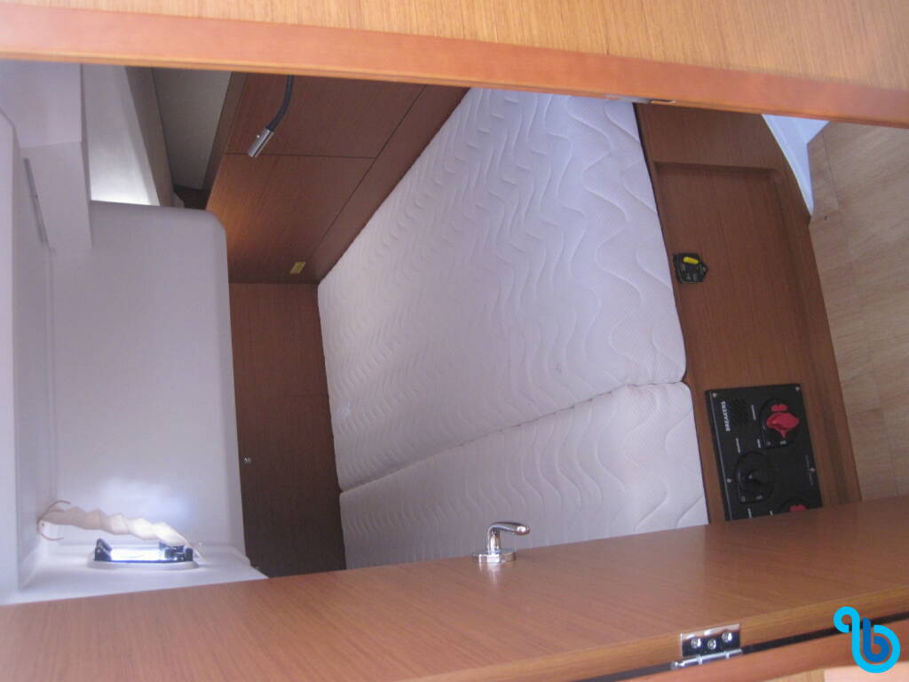 Sun Odyssey 440, PRESTIGE