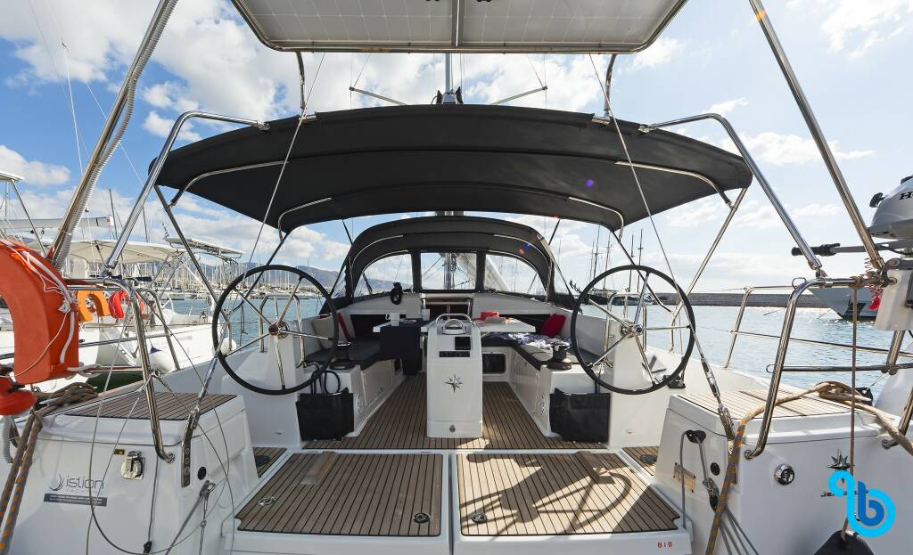 Sun Odyssey 440, DORY