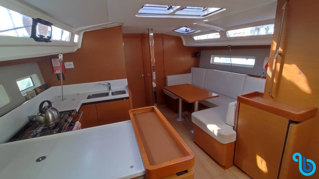 Sun Odyssey 440, Erato