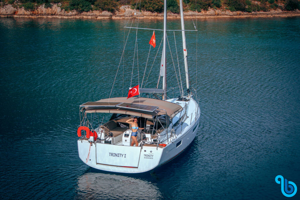 Sun Odyssey 440, Trinity