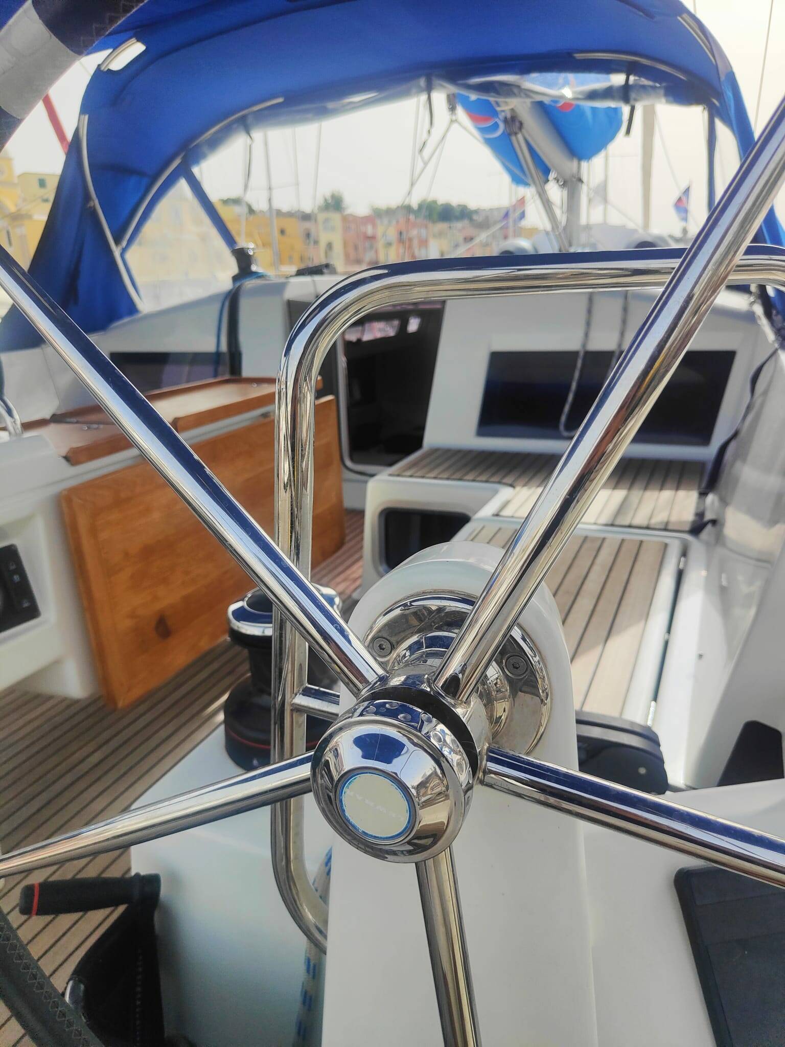 Sun Odyssey 440, 