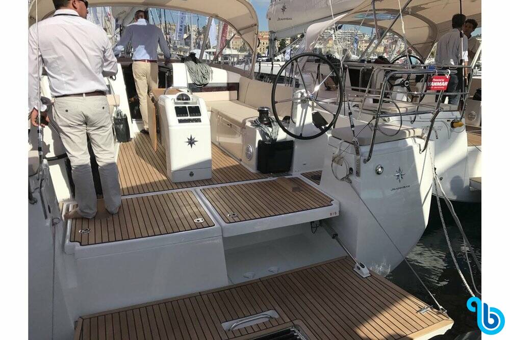 Sun Odyssey 440, Kos 440.1