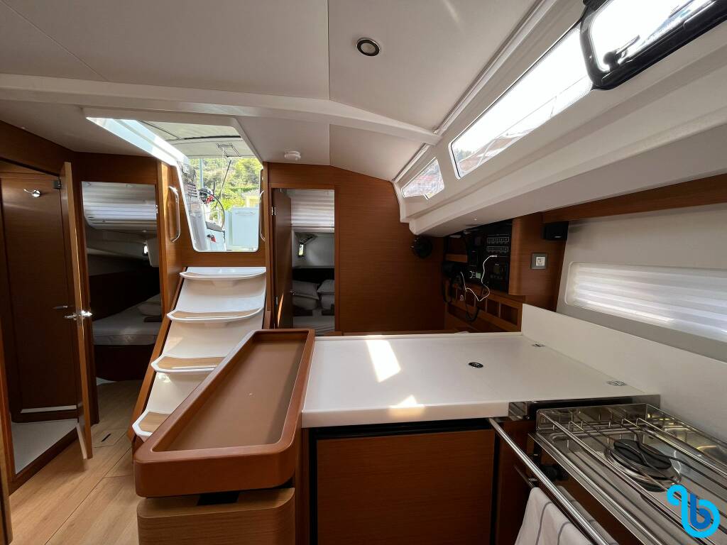 Sun Odyssey 440, Art  Vandalay