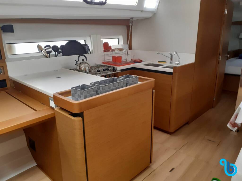 Sun Odyssey 440, Kerseli