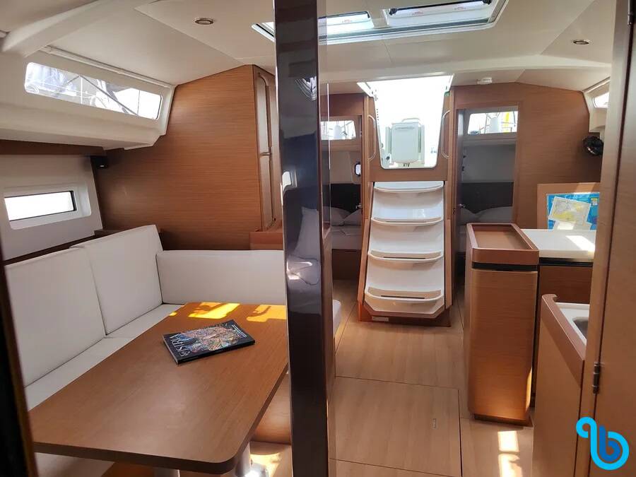 Sun Odyssey 440, ARES