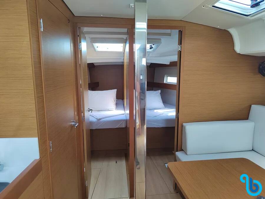 Sun Odyssey 440, ARES