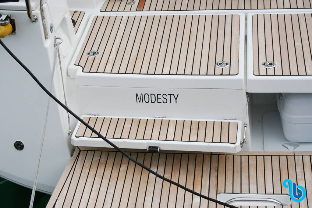 Sun Odyssey 440, MODESTY