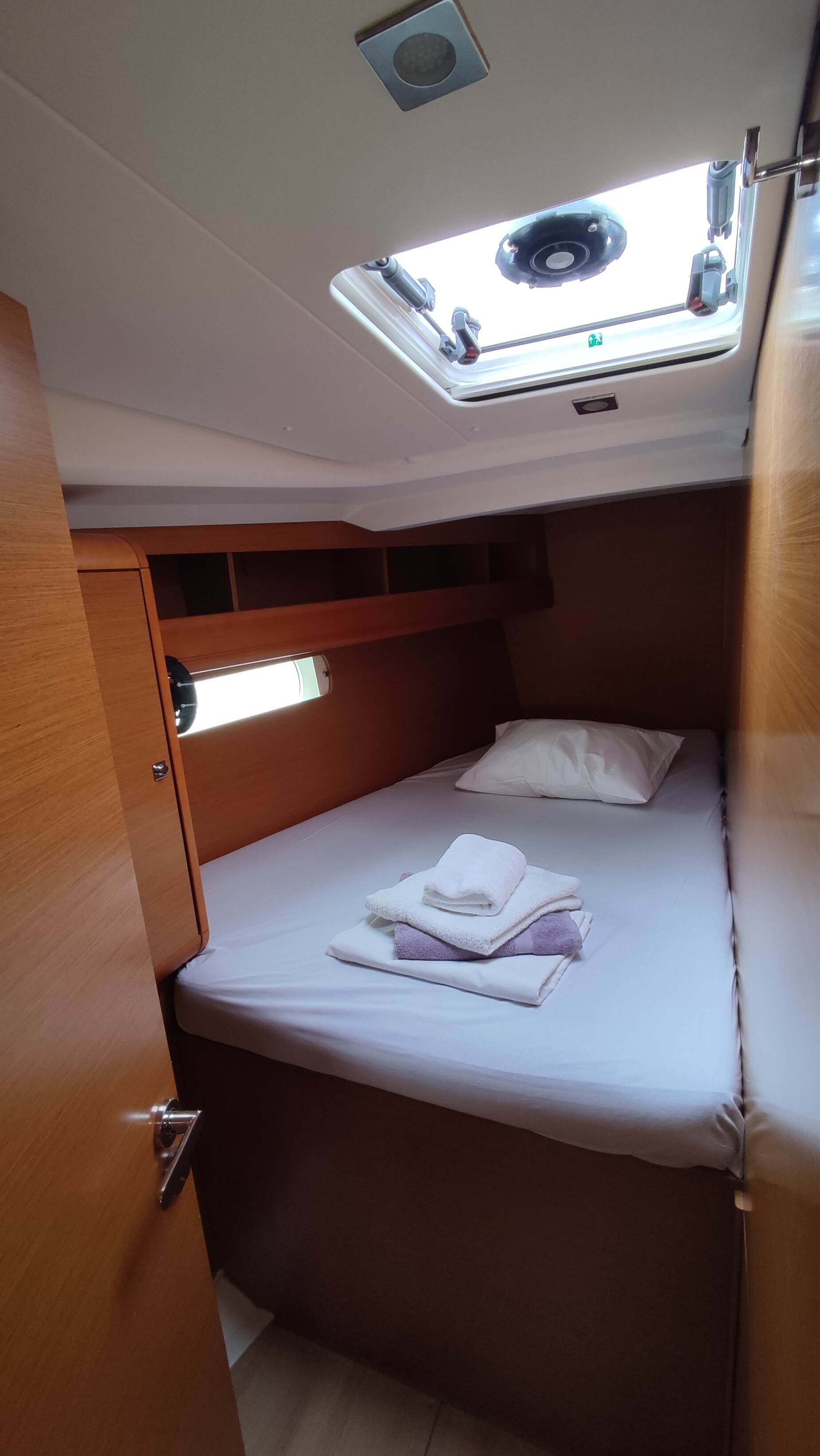 Sun Odyssey 469, Rodi