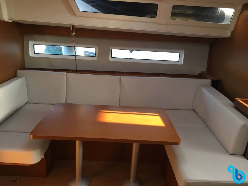 Sun Odyssey 490, Lady Flora 2