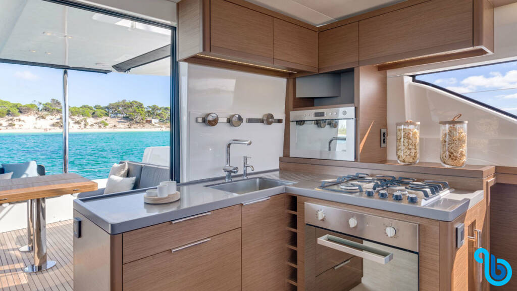 Sunsail Lagoon 505, 