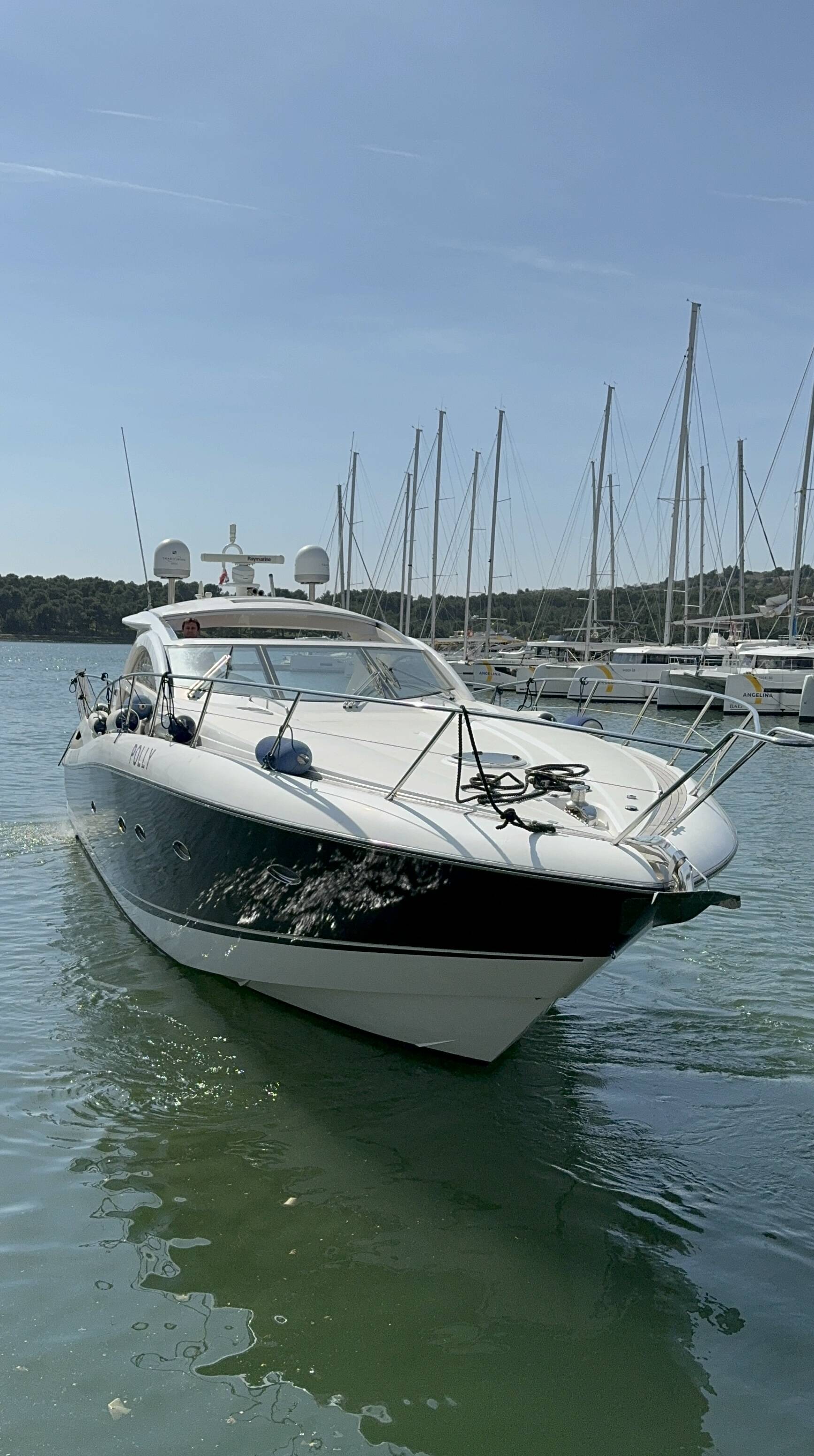 Sunseeker Portofino 53, Polly