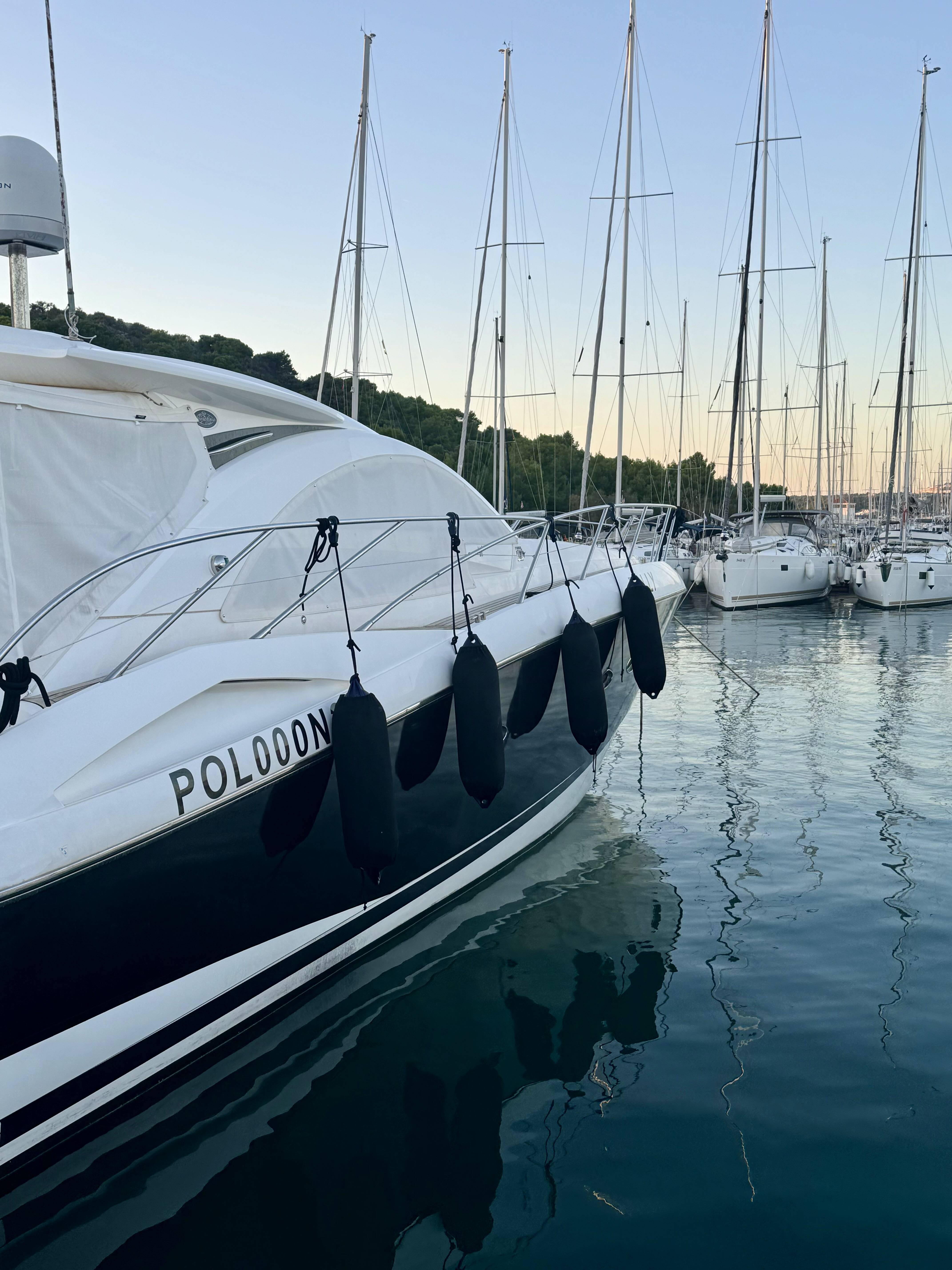 Sunseeker Portofino 53, Polly