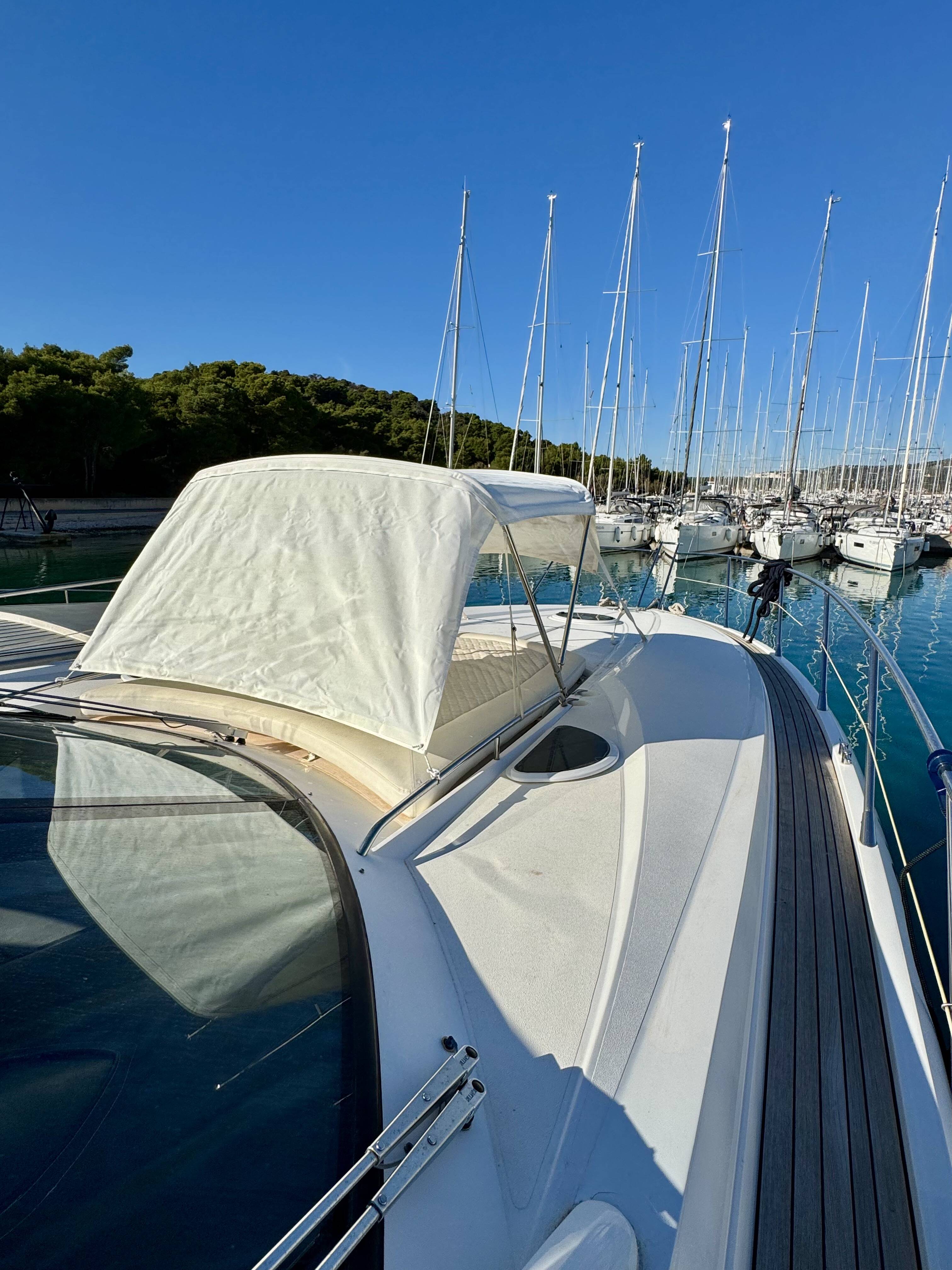 Sunseeker Portofino 53, Polly